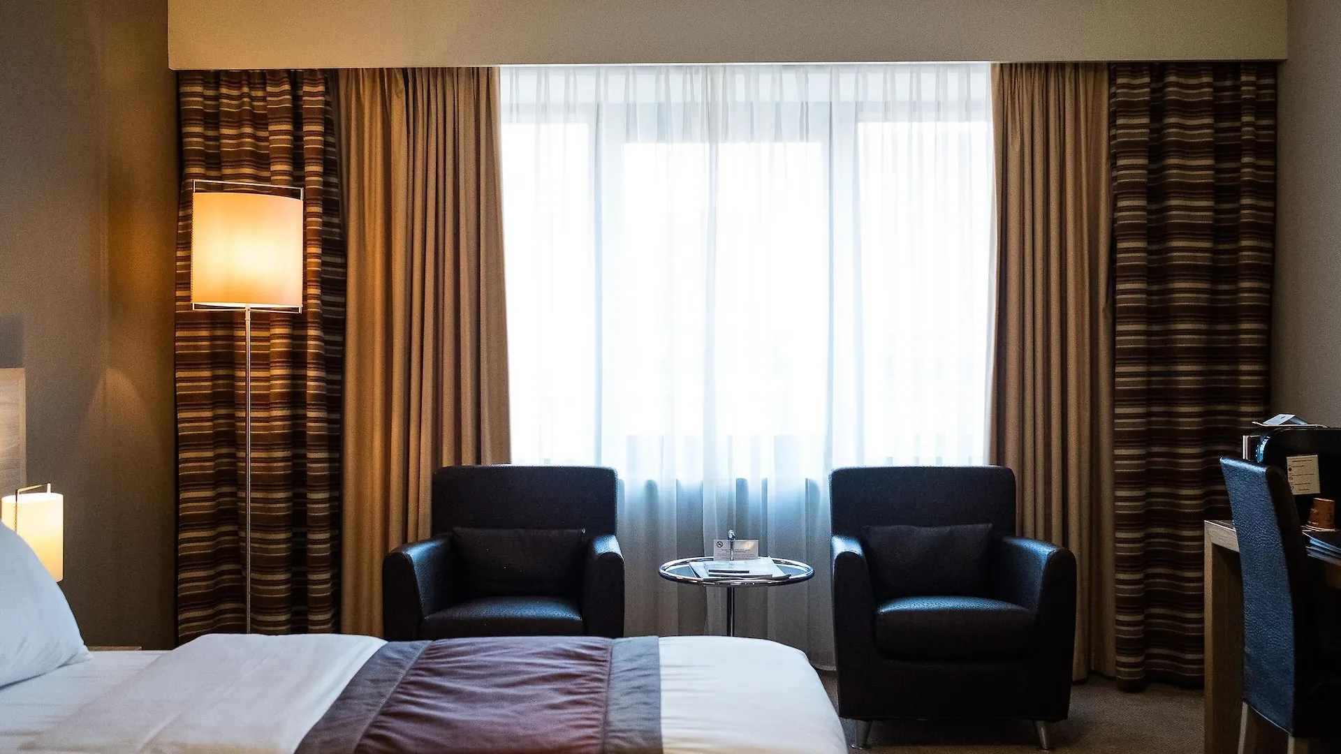 ****  Hyllit Hotel Antwerpen België