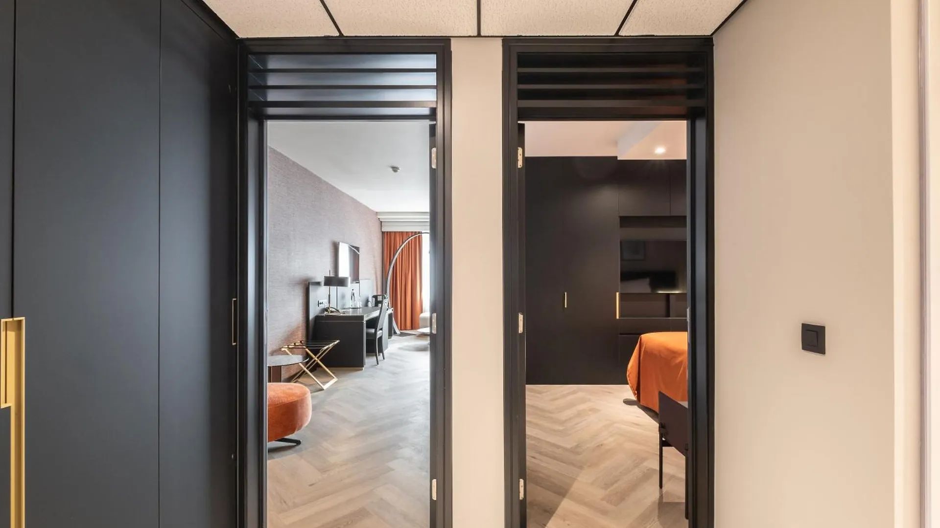 Hyllit Hotel Antwerpen 4*,  België