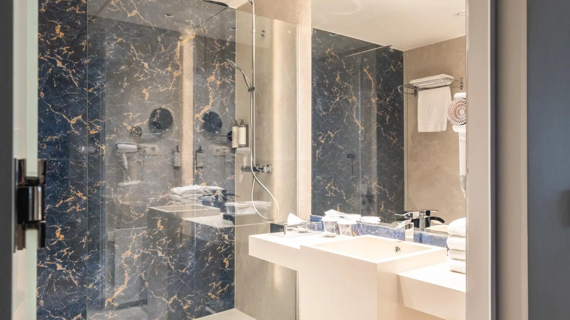 Hyllit Hotel Antwerpen