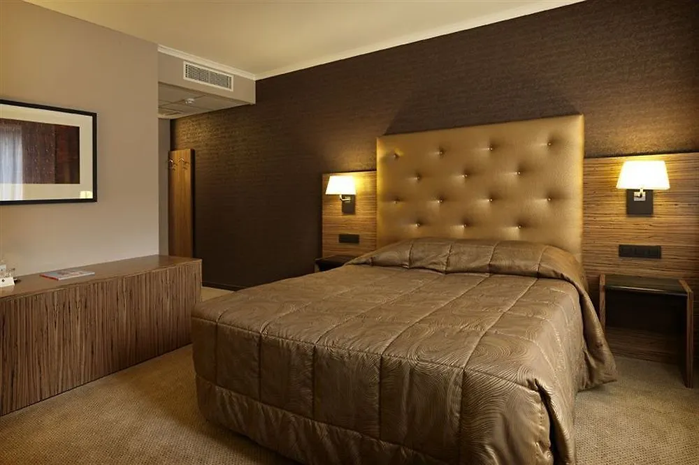 ****  Hyllit Hotel Antwerpen België